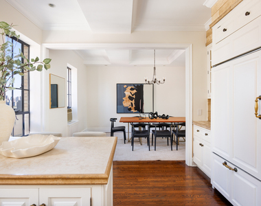 350 W 57th Street - Photo Thumbnail 4