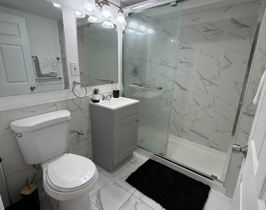 75 Woodbine Street - Photo Thumbnail 5