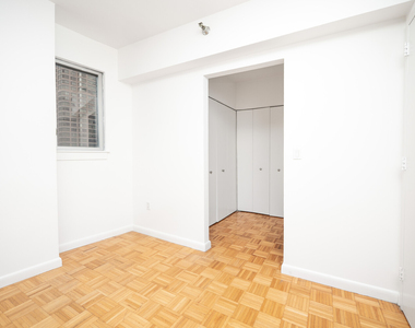 308 E 38th Street - Photo Thumbnail 8