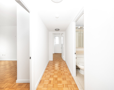 308 E 38th Street - Photo Thumbnail 13