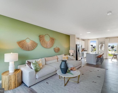 71 Swan Field Ave - Photo Thumbnail 11