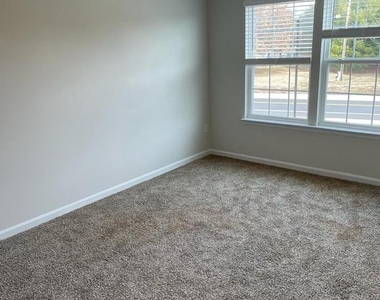 413 Tevis Street - Photo Thumbnail 11