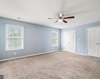 10 Sassafras Lane - Photo Thumbnail 10