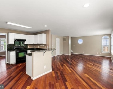 10 Sassafras Lane - Photo Thumbnail 21