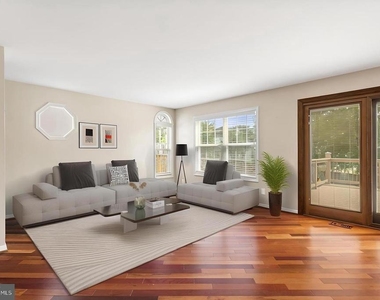 10 Sassafras Lane - Photo Thumbnail 1