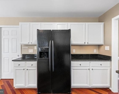 10 Sassafras Lane - Photo Thumbnail 24