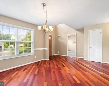 10 Sassafras Lane - Photo Thumbnail 22