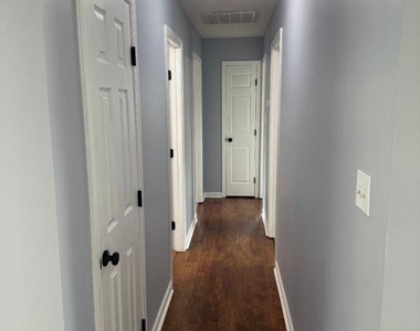 4112 Midway Street - Photo Thumbnail 7