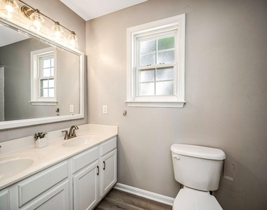 12001 Setter Drive - Photo Thumbnail 21