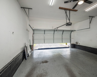 12001 Setter Drive - Photo Thumbnail 30