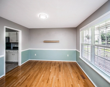 12001 Setter Drive - Photo Thumbnail 12