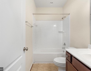9627 Hillcrest Drive - Photo Thumbnail 38