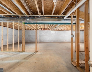 9627 Hillcrest Drive - Photo Thumbnail 43