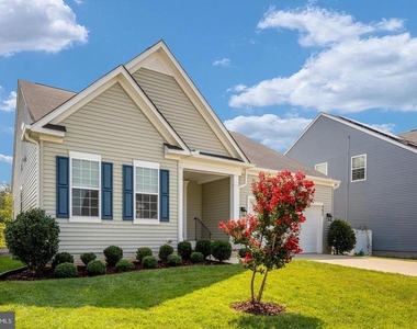 9627 Hillcrest Drive - Photo Thumbnail 5