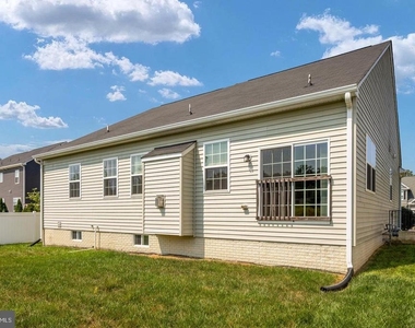 9627 Hillcrest Drive - Photo Thumbnail 46