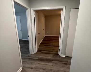 2864 Madeira Court - Photo Thumbnail 13