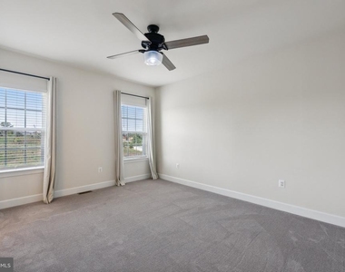 13827 Litespeed Way - Photo Thumbnail 12
