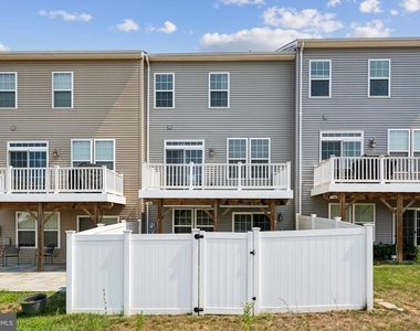 13827 Litespeed Way - Photo Thumbnail 24