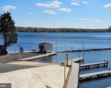 718 Lakeview Parkway - Photo Thumbnail 60