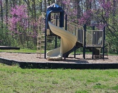 718 Lakeview Parkway - Photo Thumbnail 57