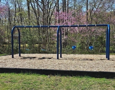 718 Lakeview Parkway - Photo Thumbnail 55