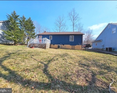 718 Lakeview Parkway - Photo Thumbnail 27
