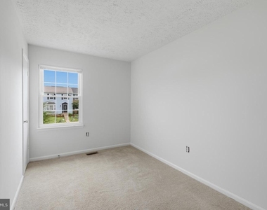 8635 Reinecke Court - Photo Thumbnail 18