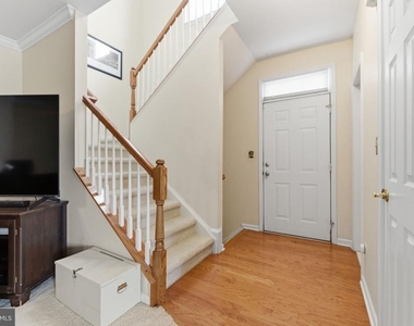 43905 Hickory Corner Terrace - Photo Thumbnail 11