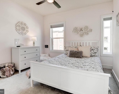 20523 Milbridge Terrace - Photo Thumbnail 29