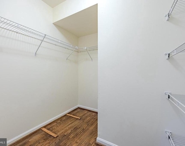 8200 Maple Ridge Avenue - Photo Thumbnail 12