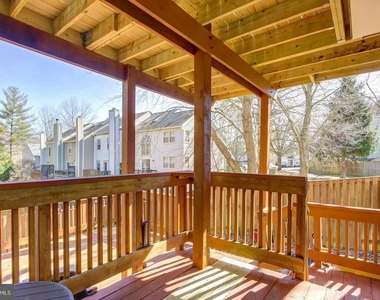 8200 Maple Ridge Avenue - Photo Thumbnail 28