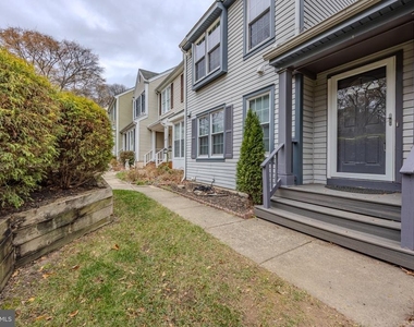8200 Maple Ridge Avenue - Photo Thumbnail 33