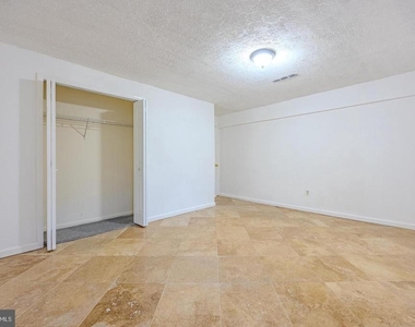8200 Maple Ridge Avenue - Photo Thumbnail 22