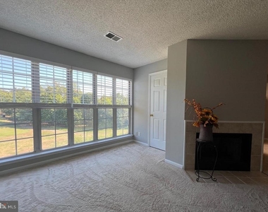 12100 Greenway Court - Photo Thumbnail 5