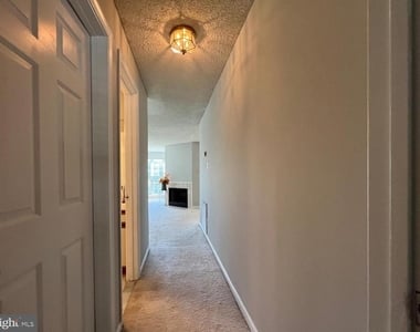12100 Greenway Court - Photo Thumbnail 16