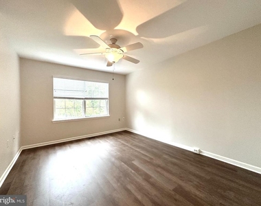 5700 Medallion Court - Photo Thumbnail 16
