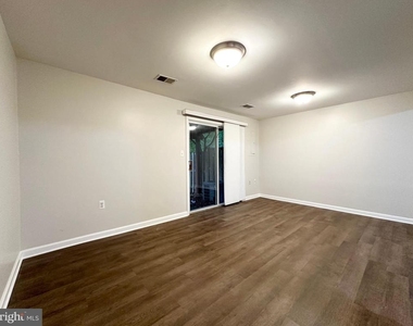 5700 Medallion Court - Photo Thumbnail 33
