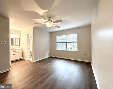 5700 Medallion Court - Photo Thumbnail 17