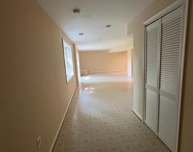 3502 Holly Road - Photo Thumbnail 4