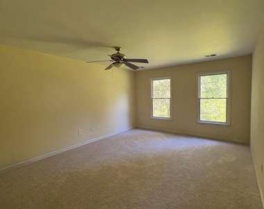 3502 Holly Road - Photo Thumbnail 16