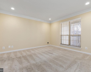 3922 Penderview Drive - Photo Thumbnail 15