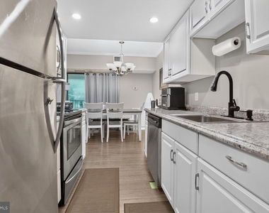 11645 Stoneview Square - Photo Thumbnail 1