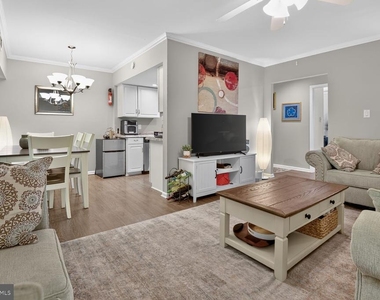 11645 Stoneview Square - Photo Thumbnail 4