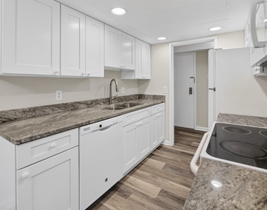 11617 Stoneview Square - Photo Thumbnail 4