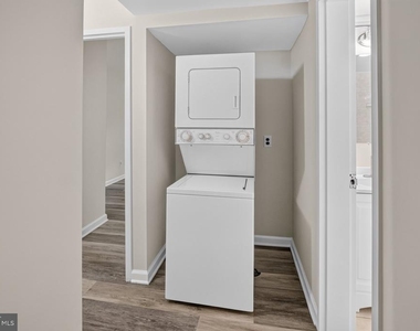 11617 Stoneview Square - Photo Thumbnail 8