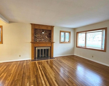 7429 Carol Lane - Photo Thumbnail 6