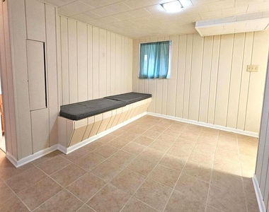 7429 Carol Lane - Photo Thumbnail 24