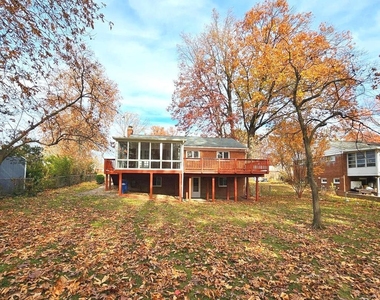 7429 Carol Lane - Photo Thumbnail 29