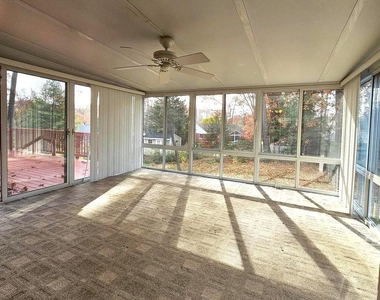 7429 Carol Lane - Photo Thumbnail 11