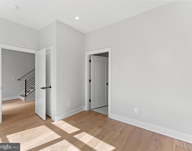 2015 Tysons Ridgeline Road - Photo Thumbnail 4